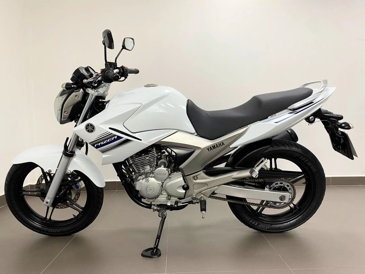 YAMAHA FAZER YS 250