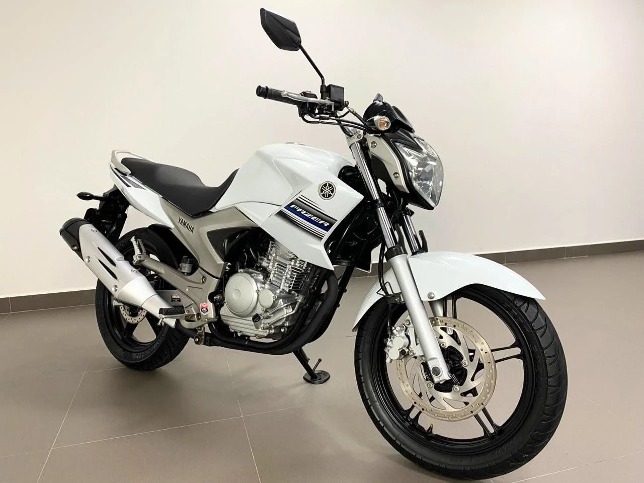 YAMAHA FAZER YS 250