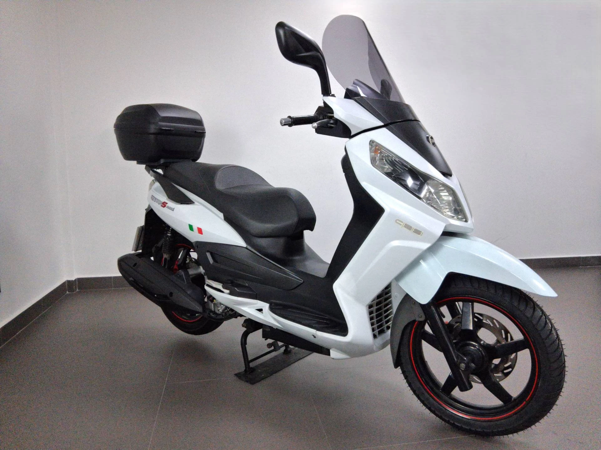 DAFRA CITYCOM 300I CBS
