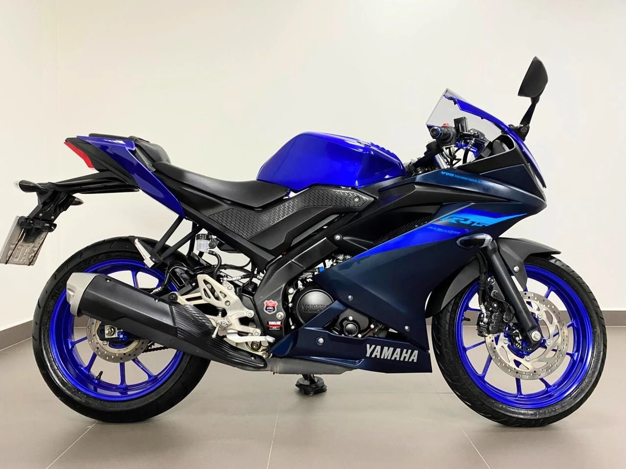 YAMAHA YZF R15