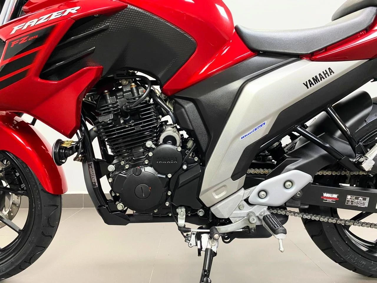YAMAHA FZ25 FAZER ABS