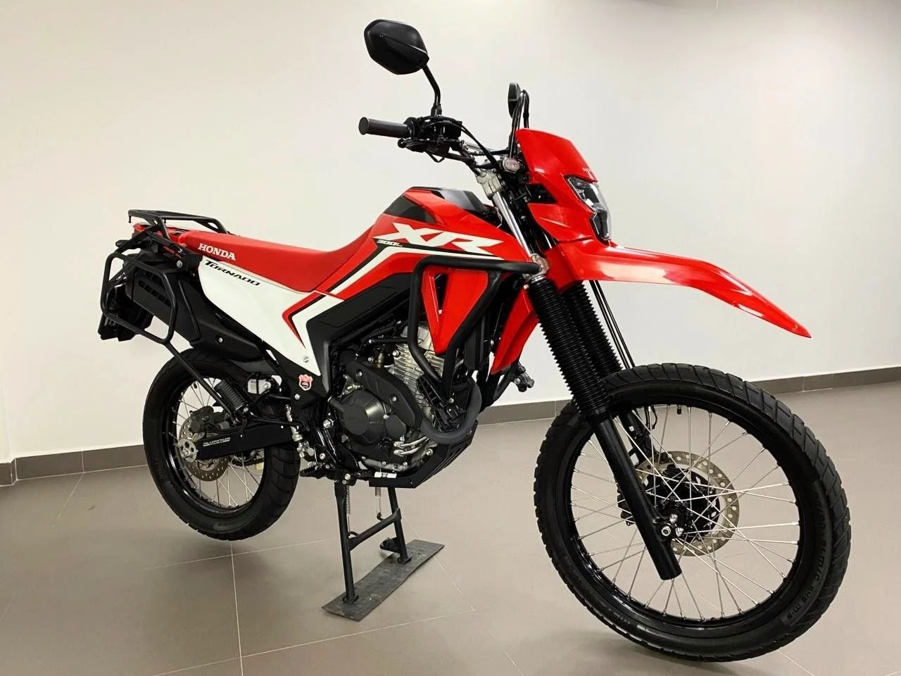 HONDA XR 300L TORNADO