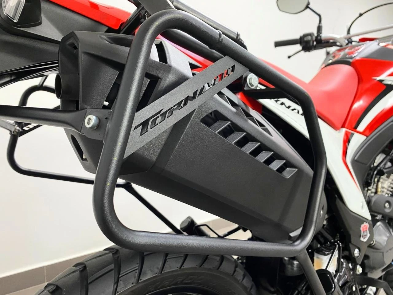 HONDA XR 300L TORNADO