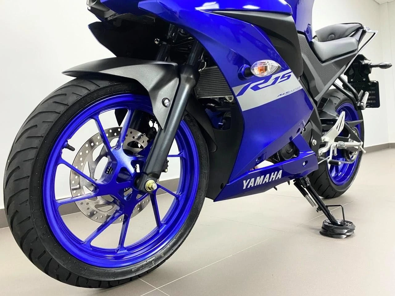 YAMAHA YZF R15
