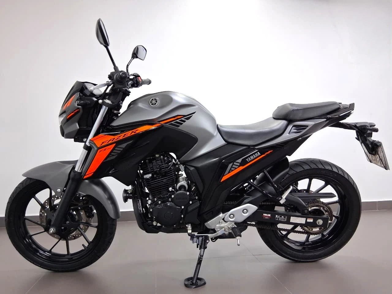 YAMAHA FZ25 FAZER ABS