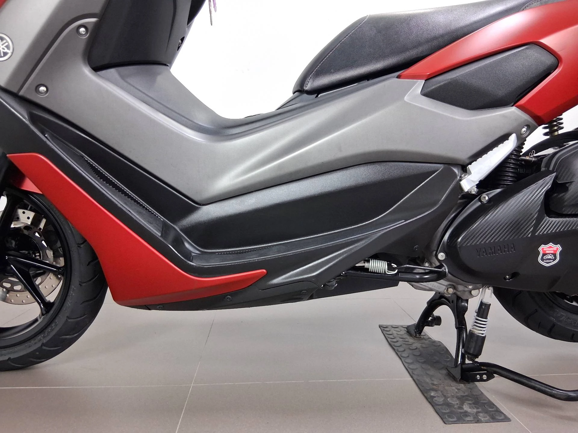 YAMAHA NMAX 160 ABS