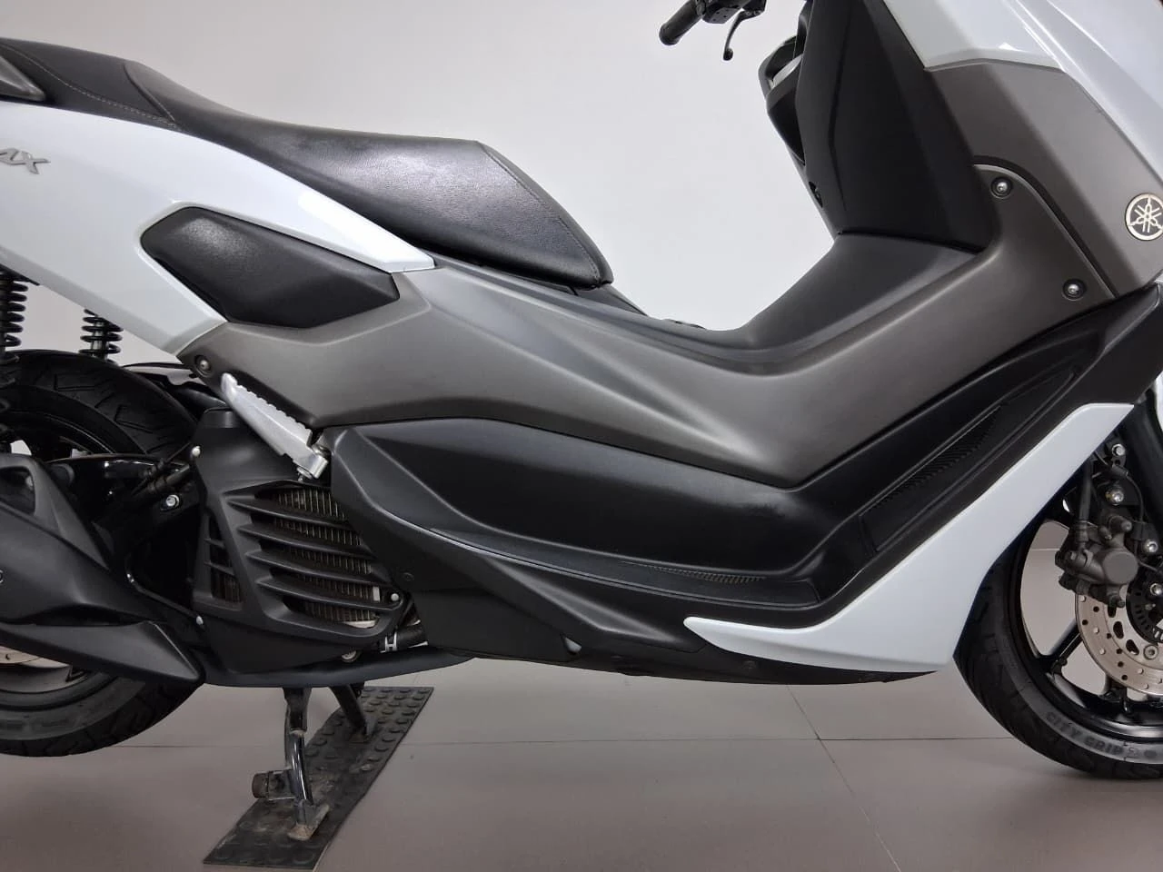 YAMAHA NMAX 160 ABS