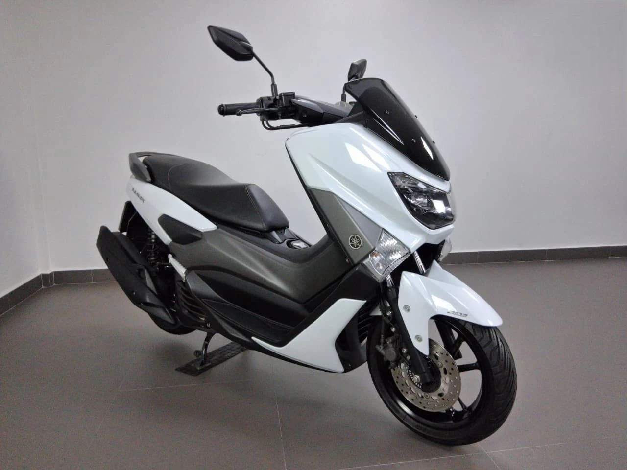 YAMAHA NMAX 160 ABS