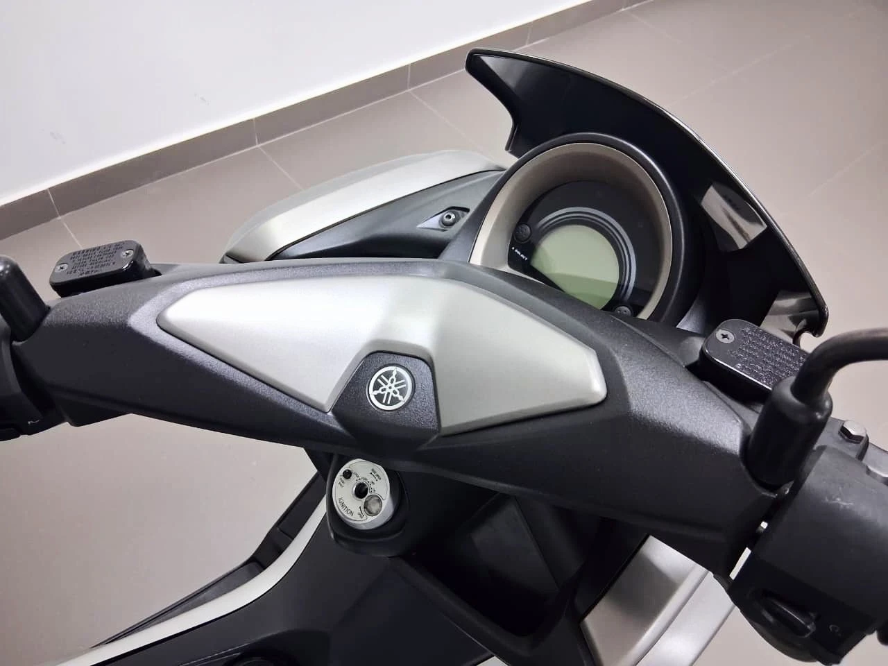 YAMAHA NMAX 160 ABS