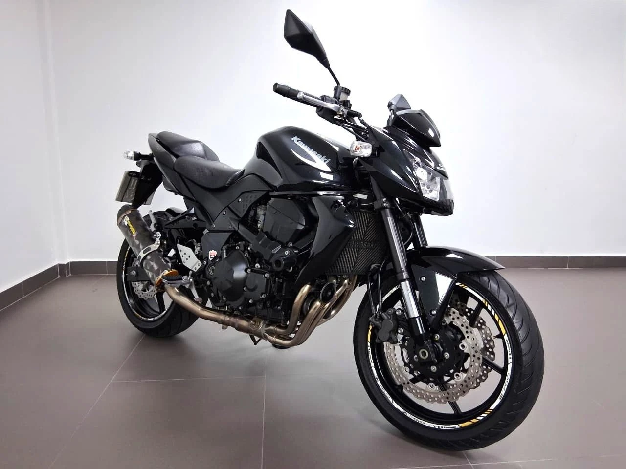 KAWASAKI Z750