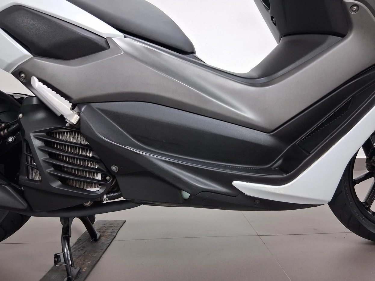 YAMAHA NMAX 160 ABS