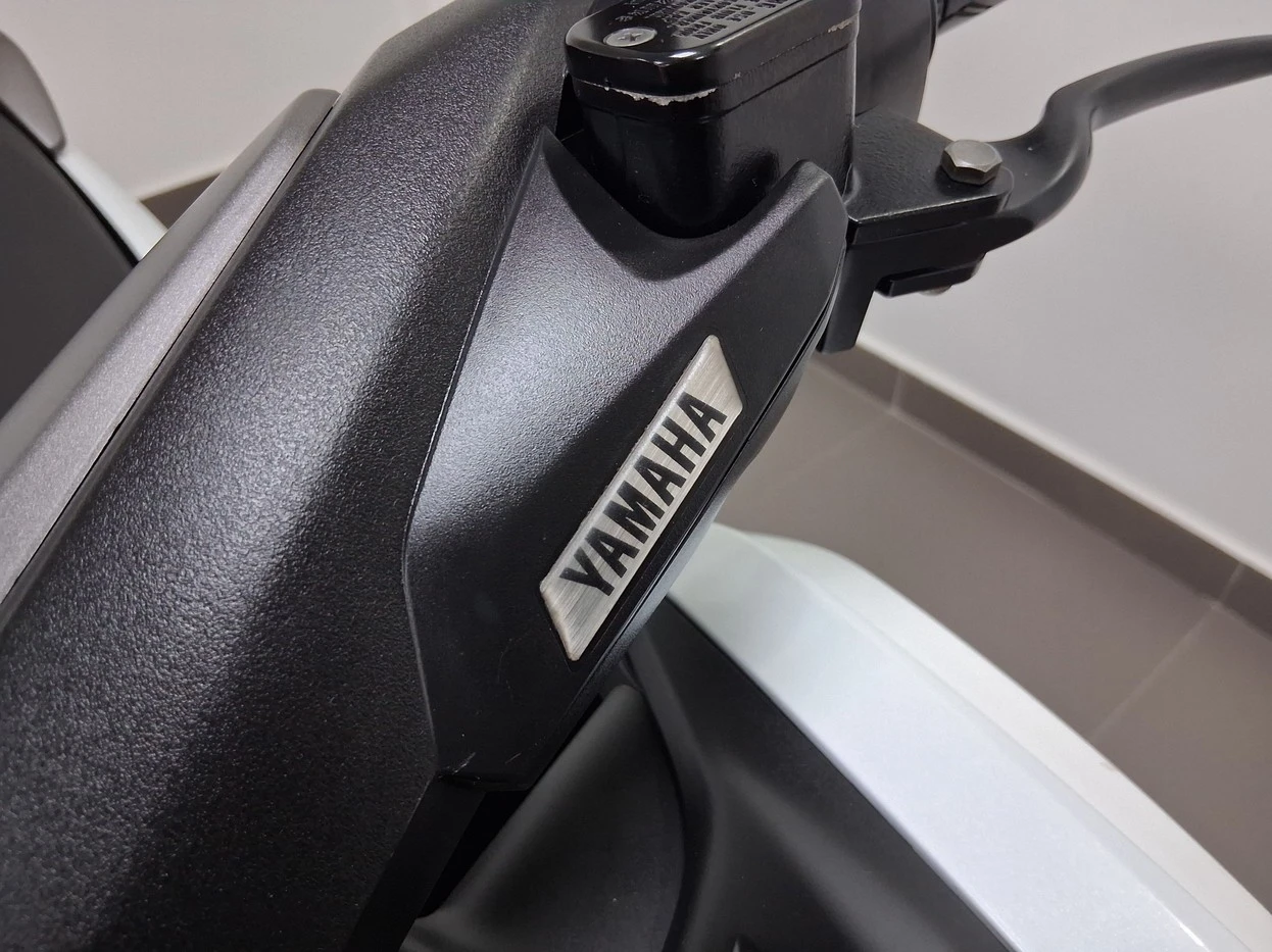 YAMAHA NMAX 160 ABS