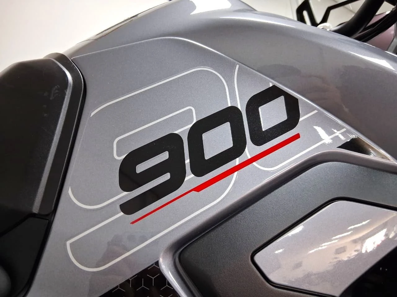 TRIUMPH TIGER 900 GT PRO