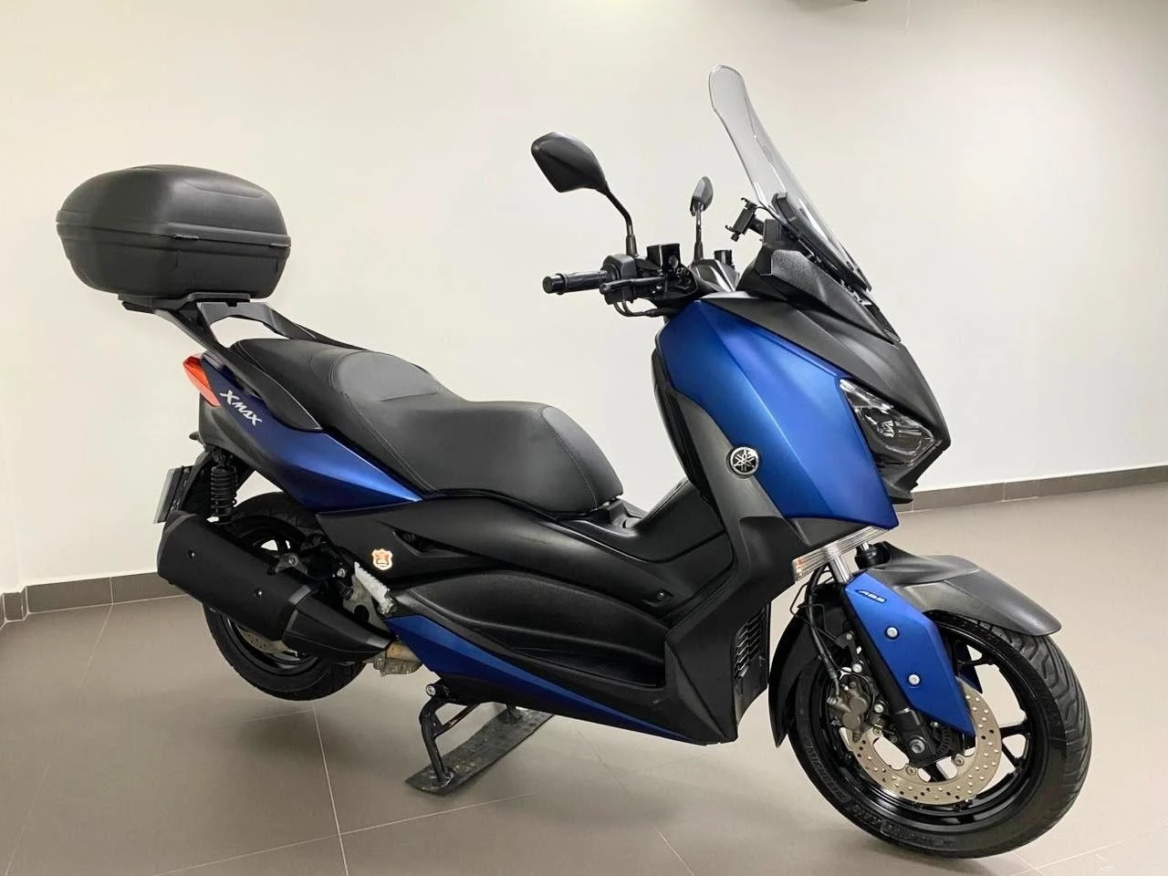 YAMAHA XMAX ABS