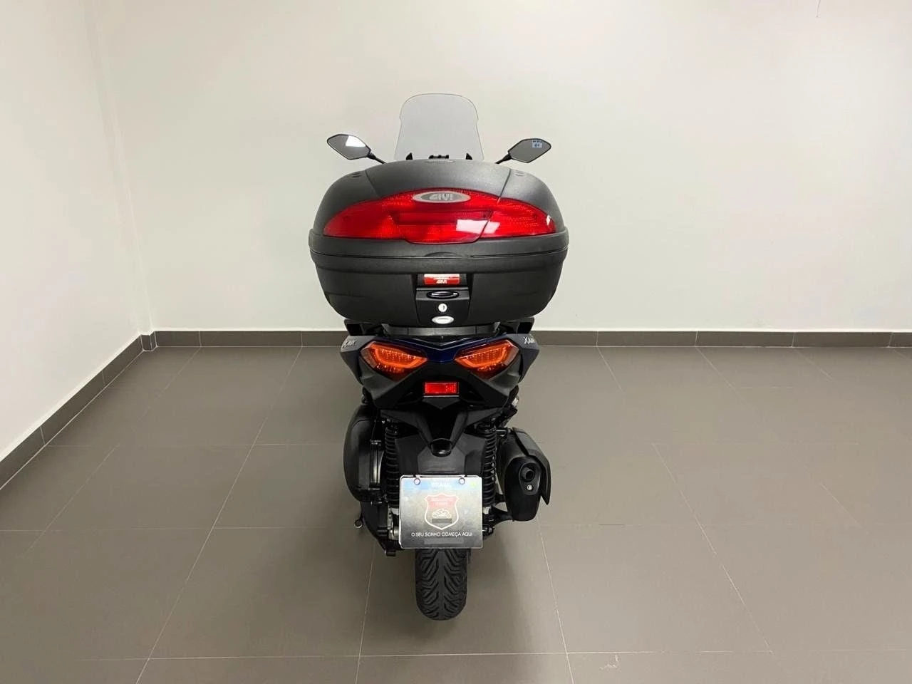 YAMAHA XMAX ABS