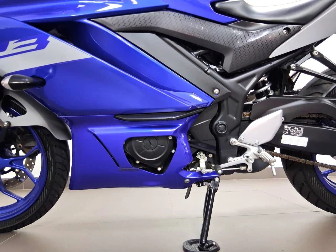 YAMAHA YZF R3 ABS