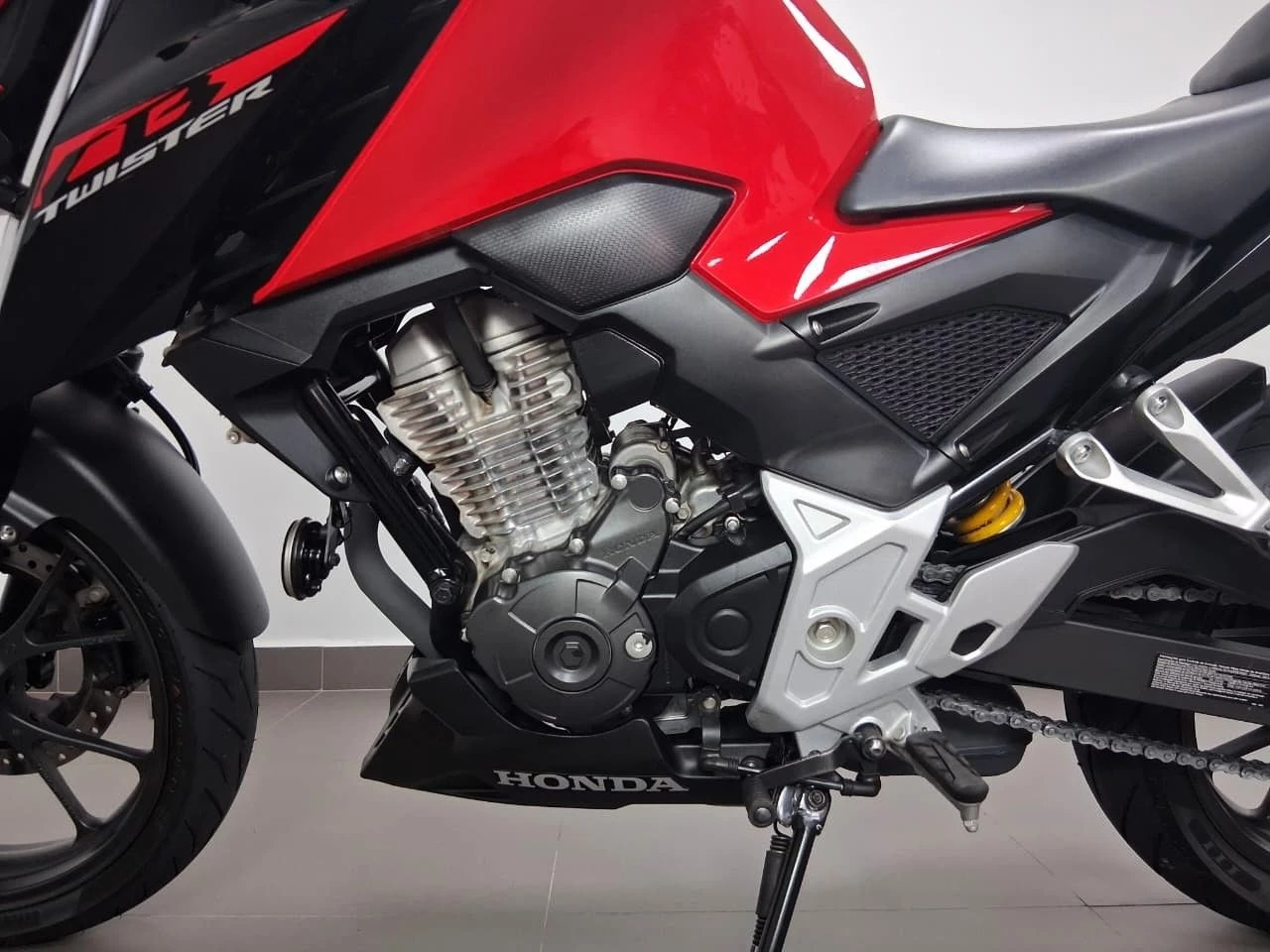 HONDA CB 300F TWISTER ABS