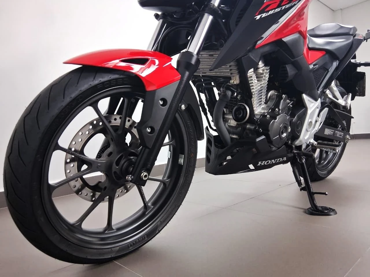 HONDA CB 300F TWISTER ABS