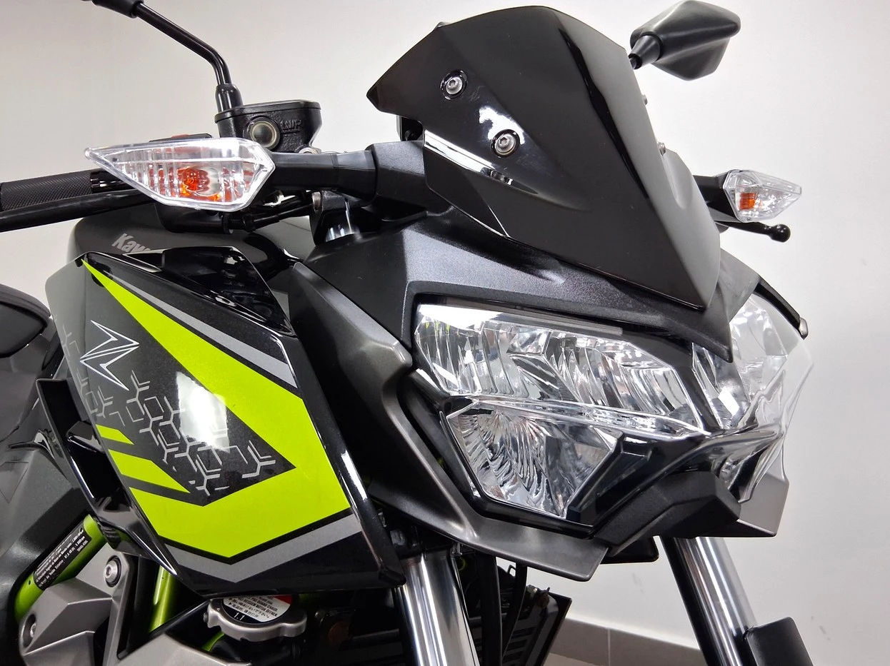 KAWASAKI Z400