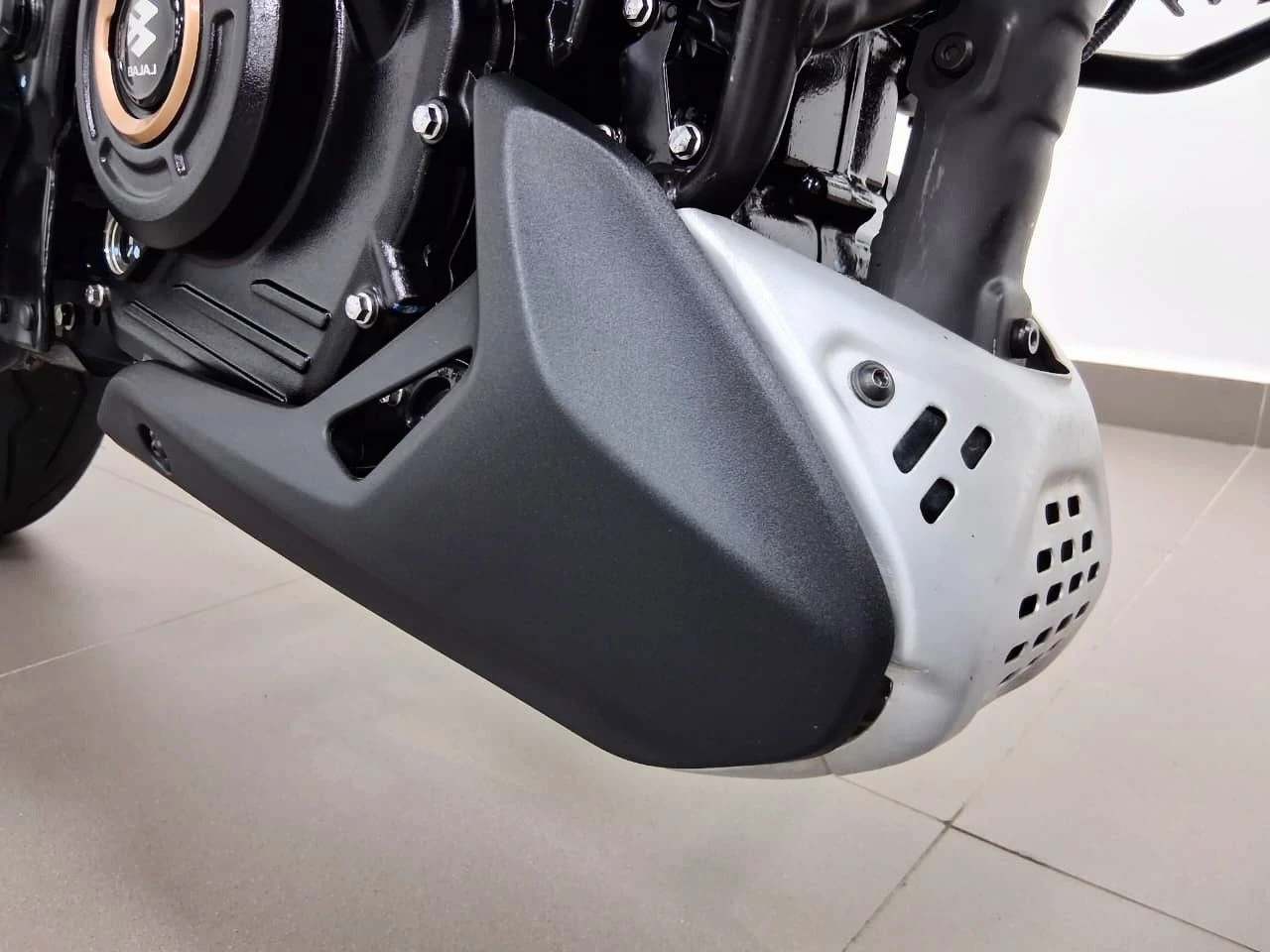 BAJAJ DOMINAR 400