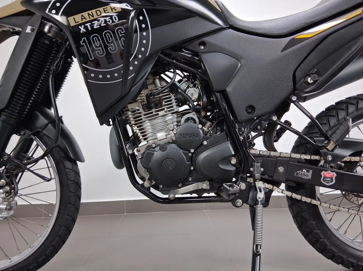 YAMAHA XTZ 250 LANDER CONNECTED
