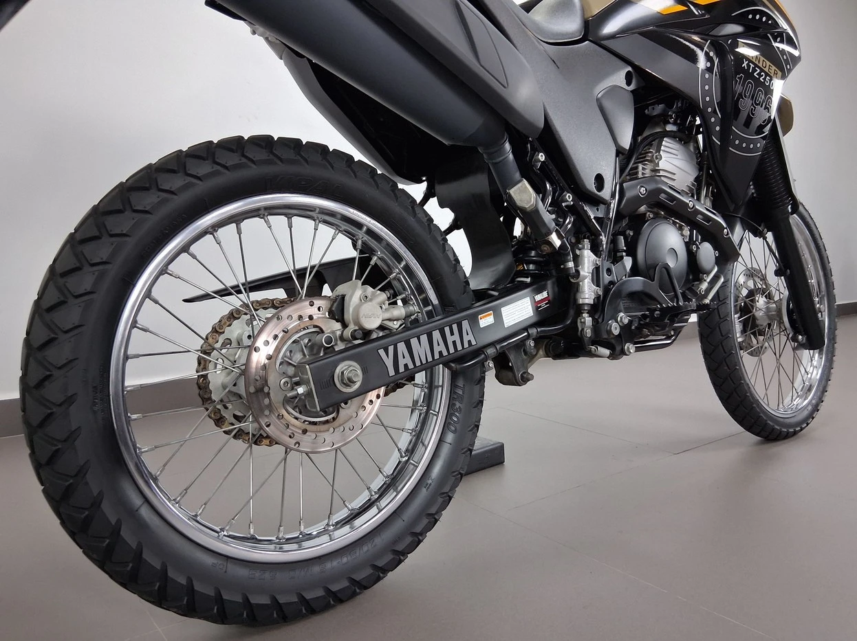 YAMAHA XTZ 250 LANDER CONNECTED
