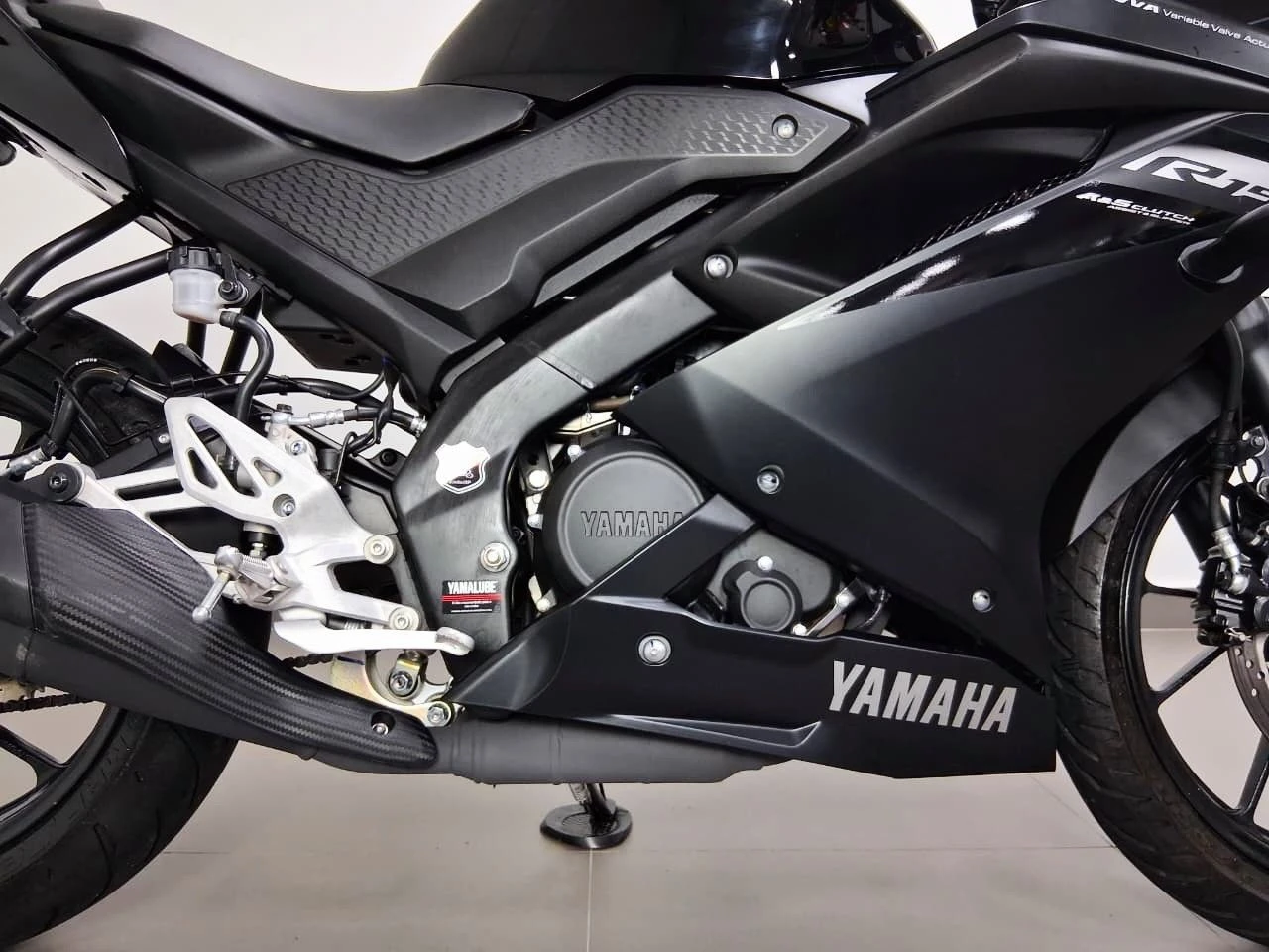 YAMAHA YZF R15