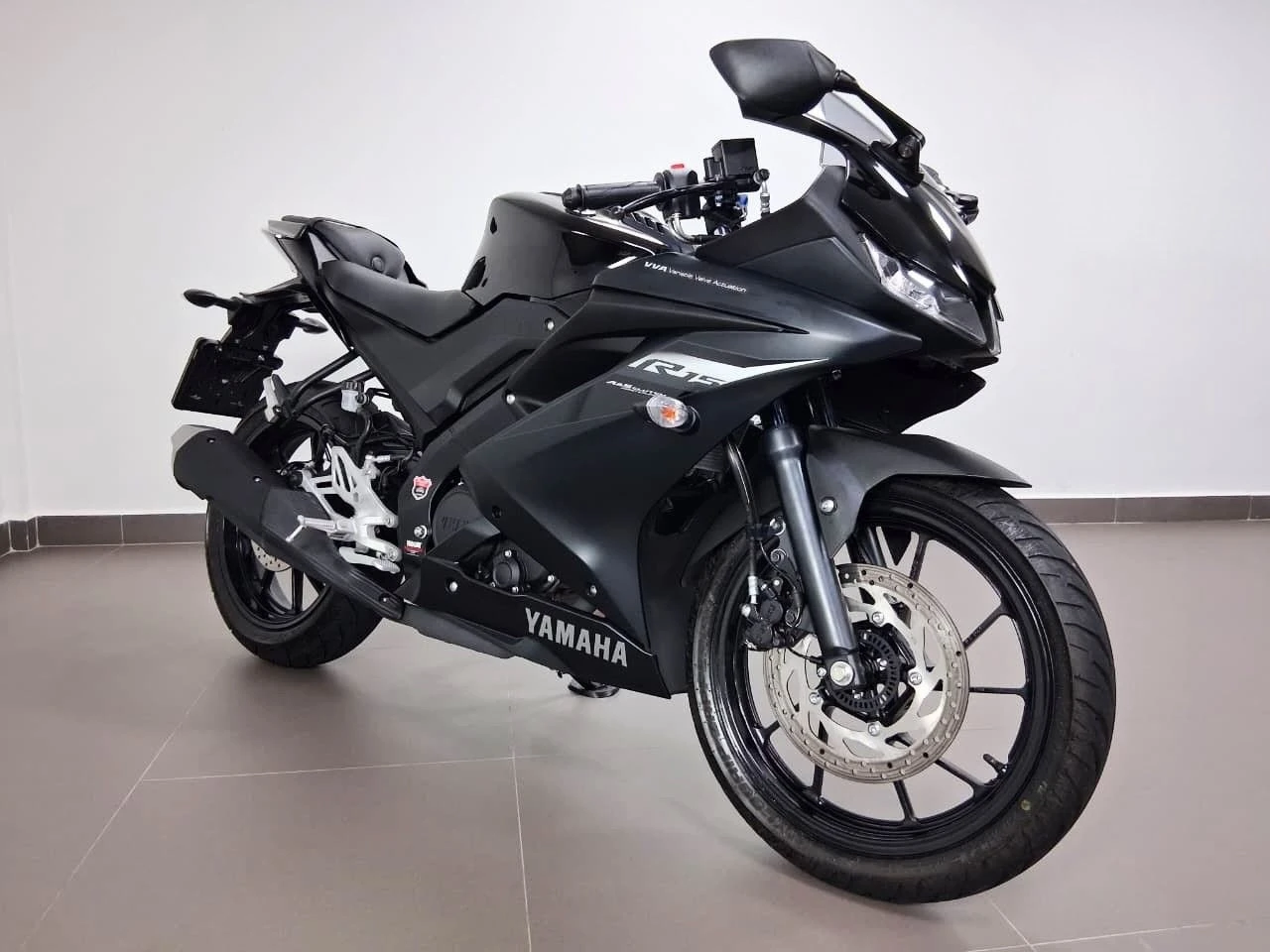 YAMAHA YZF R15
