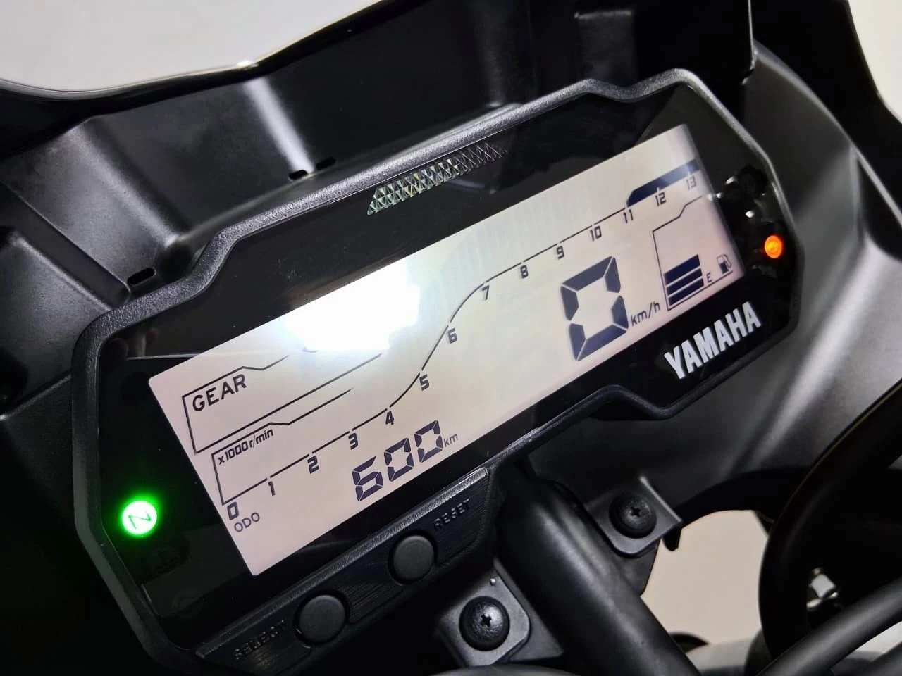 YAMAHA YZF R15