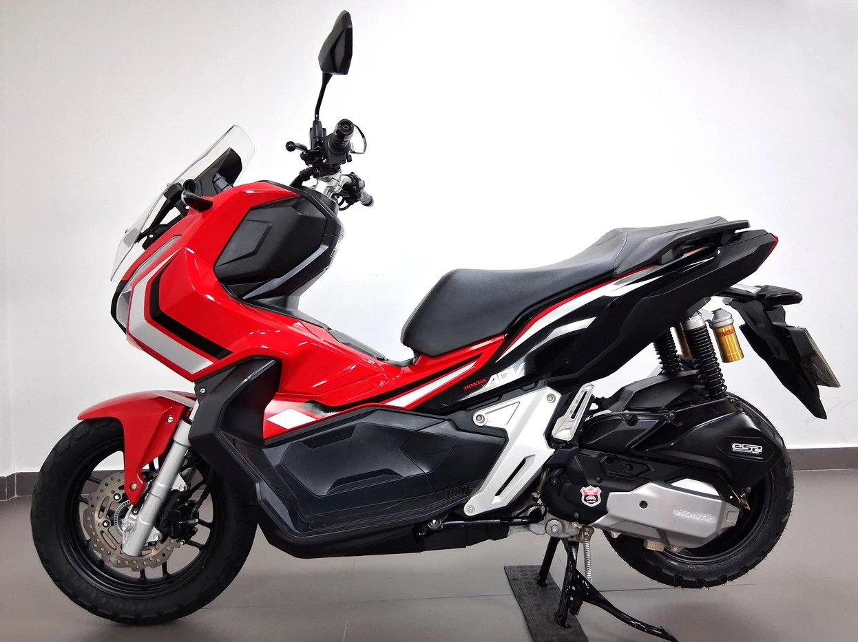 HONDA ADV 150