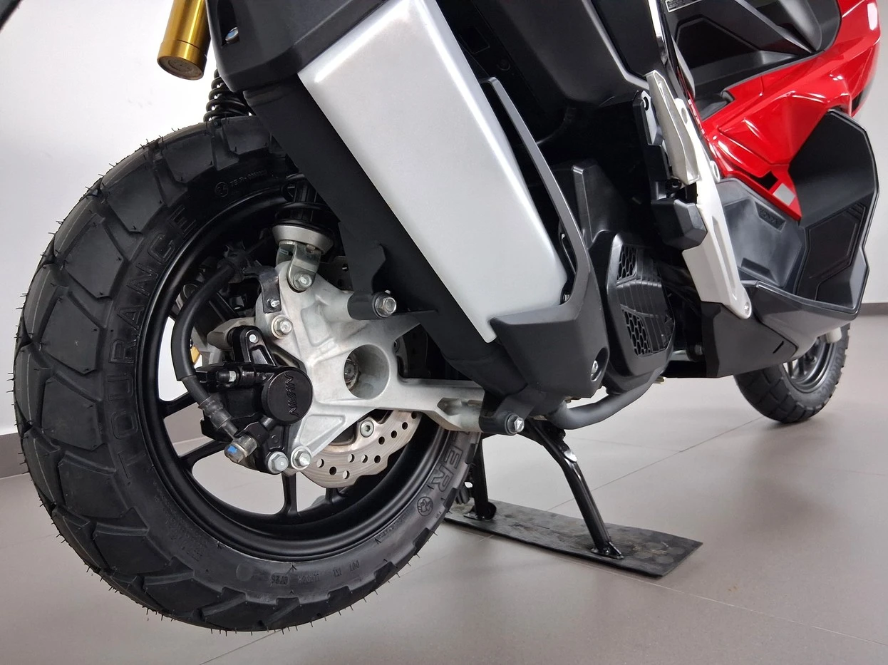 HONDA ADV 150