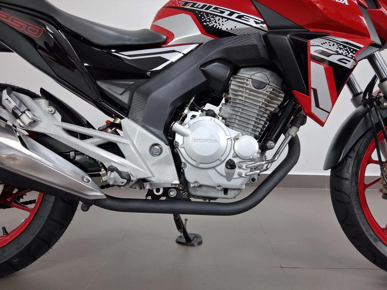 HONDA CB 250F TWISTER CBS