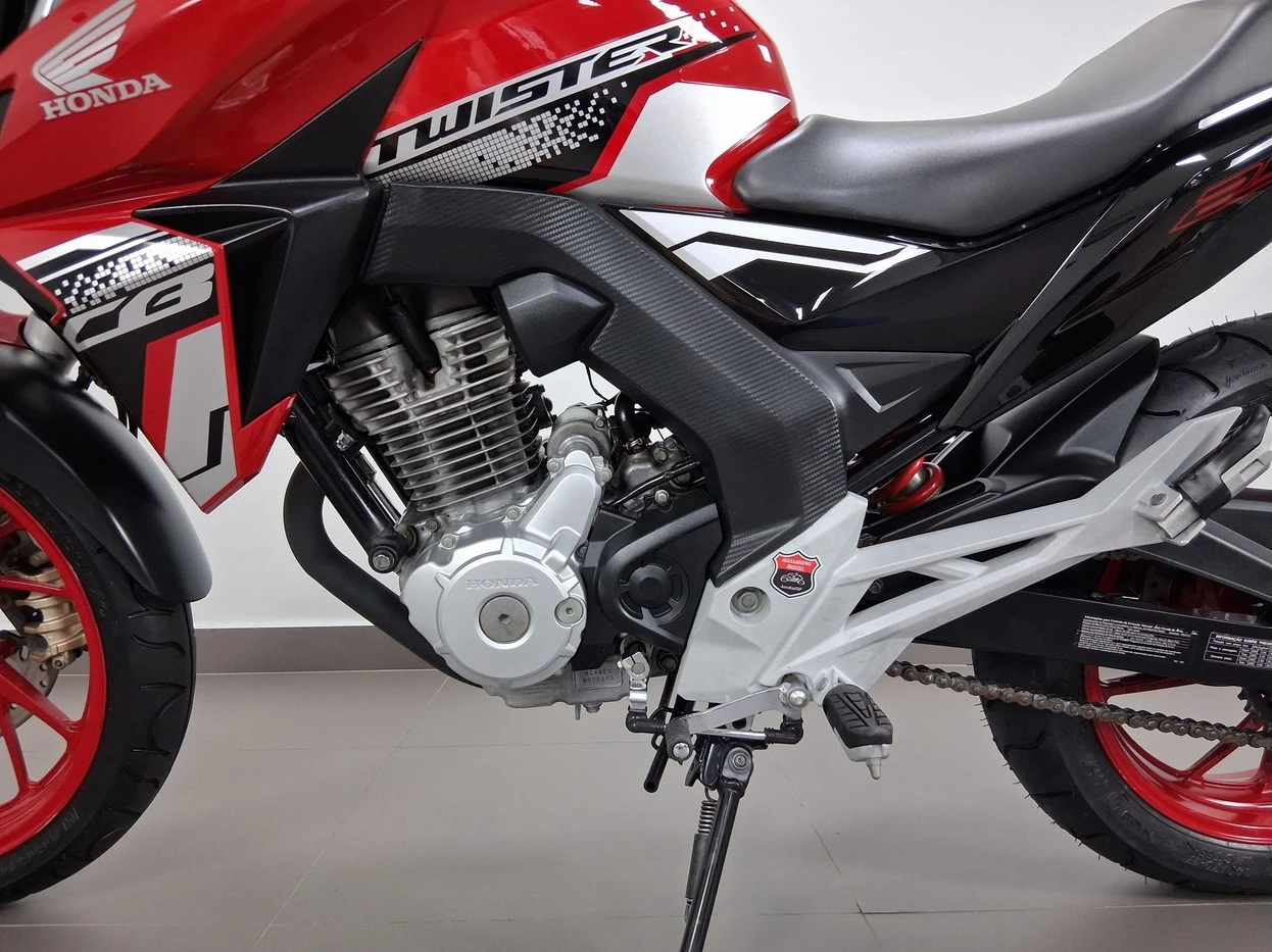 HONDA CB 250F TWISTER CBS