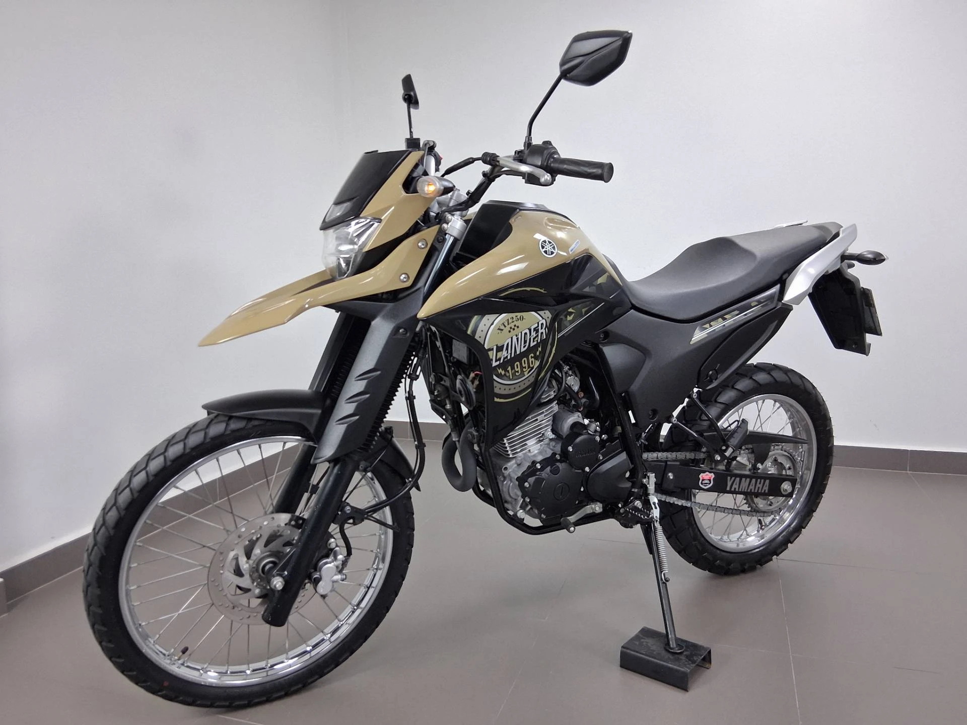 YAMAHA XTZ 250 LANDER CONNECTED
