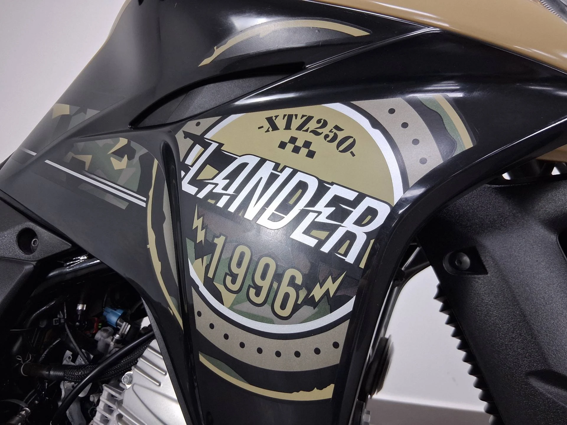 YAMAHA XTZ 250 LANDER CONNECTED