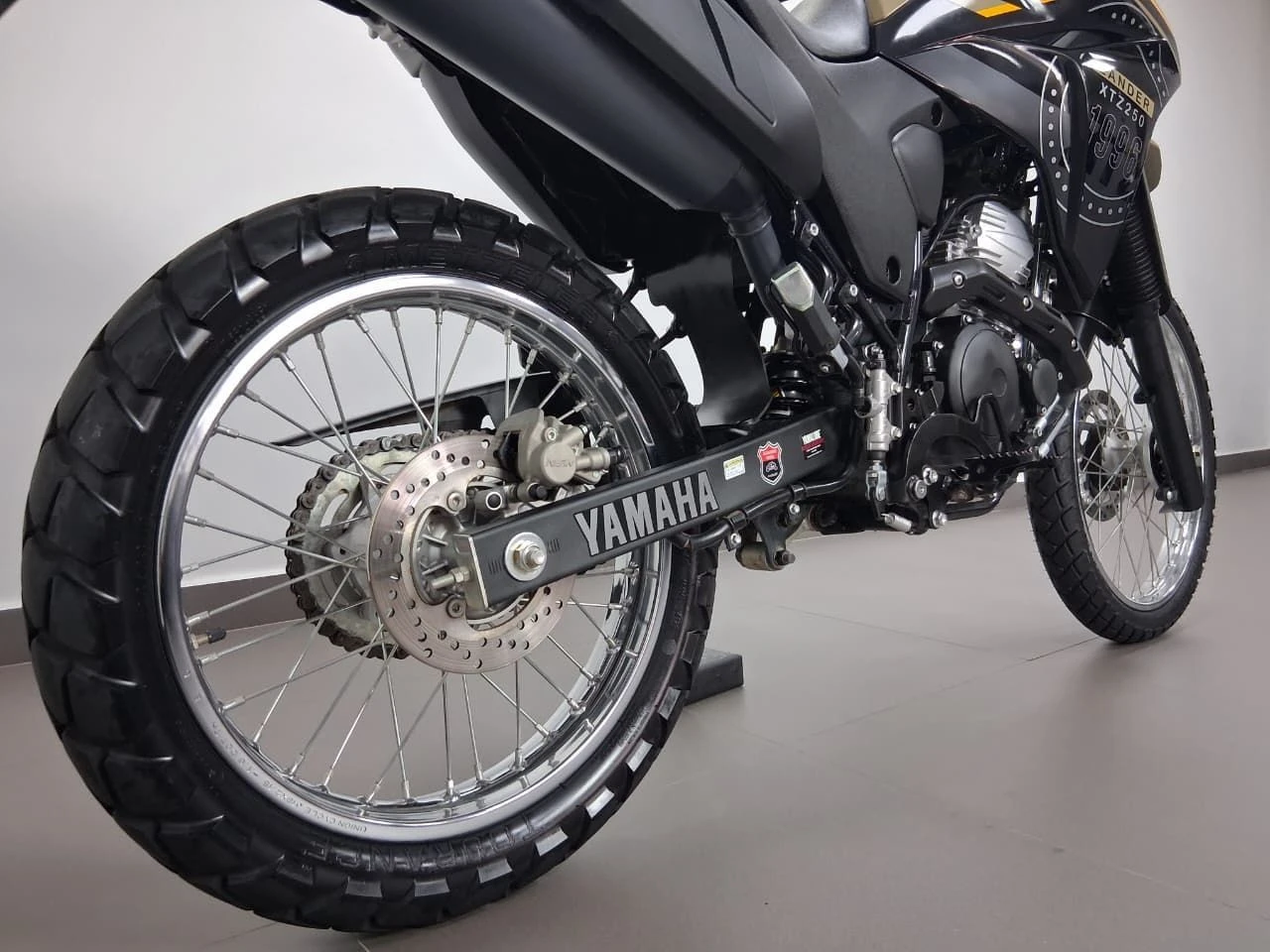 YAMAHA XTZ 250 LANDER