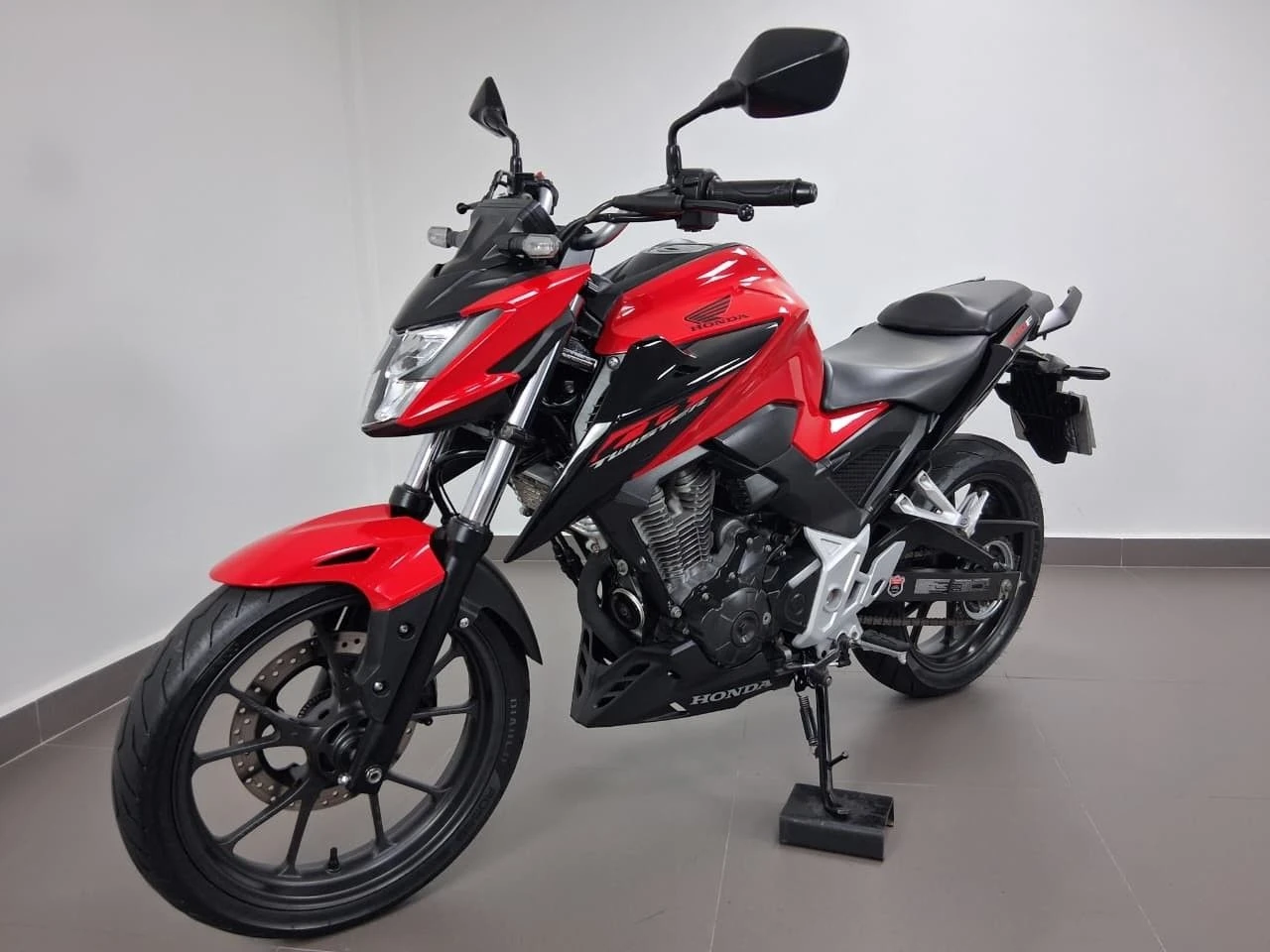 HONDA CB 300F TWISTER CBS