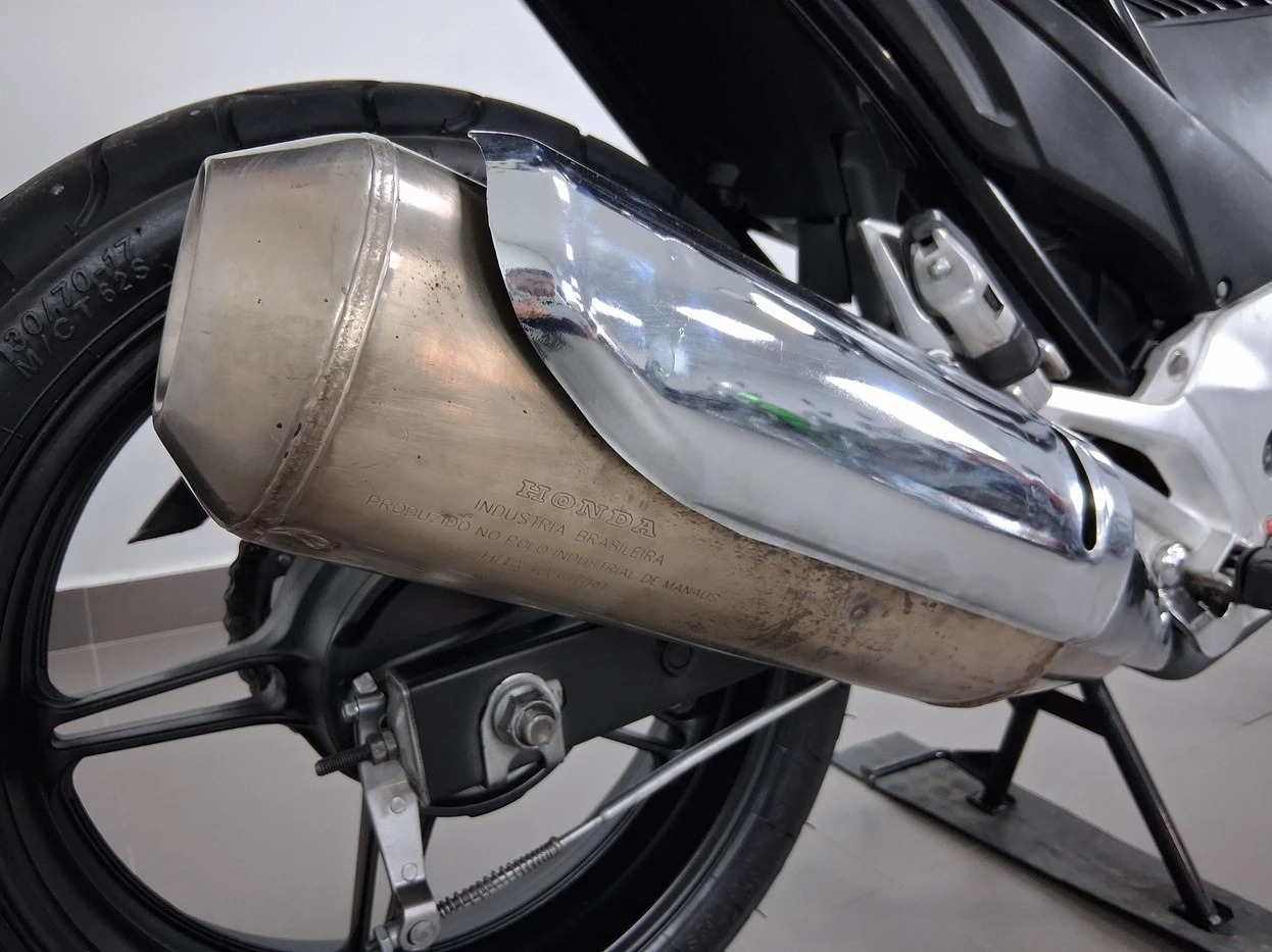 HONDA CB 300R
