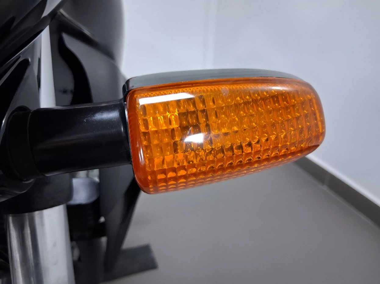 HONDA CB 300R