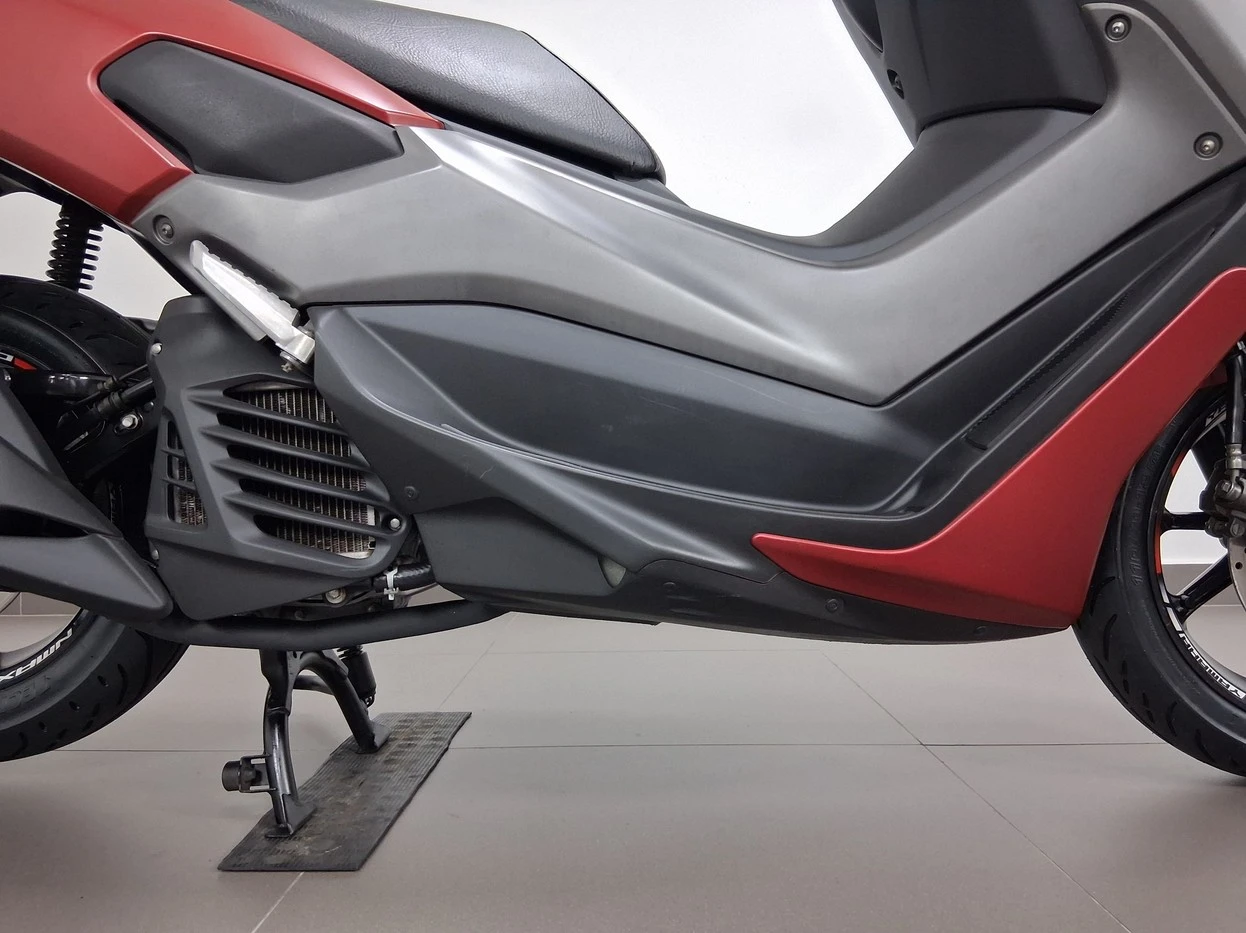YAMAHA NMAX 160 ABS