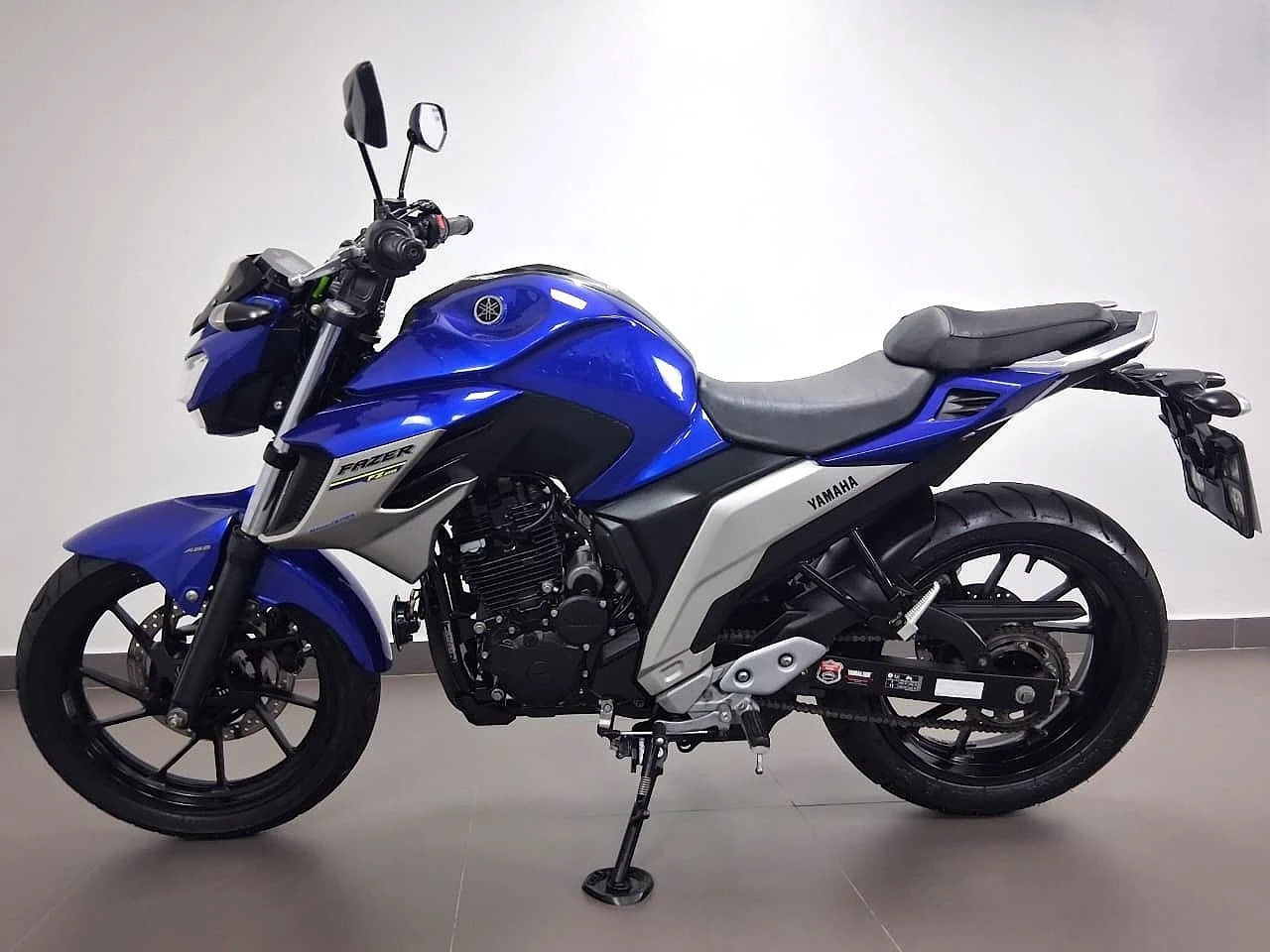 YAMAHA FZ25 FAZER ABS