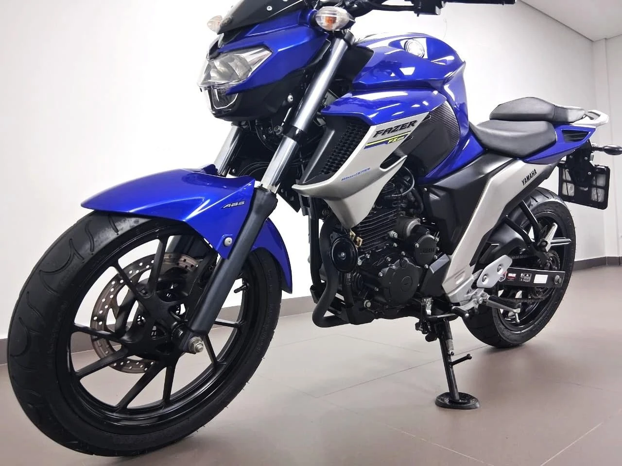 YAMAHA FZ25 FAZER ABS