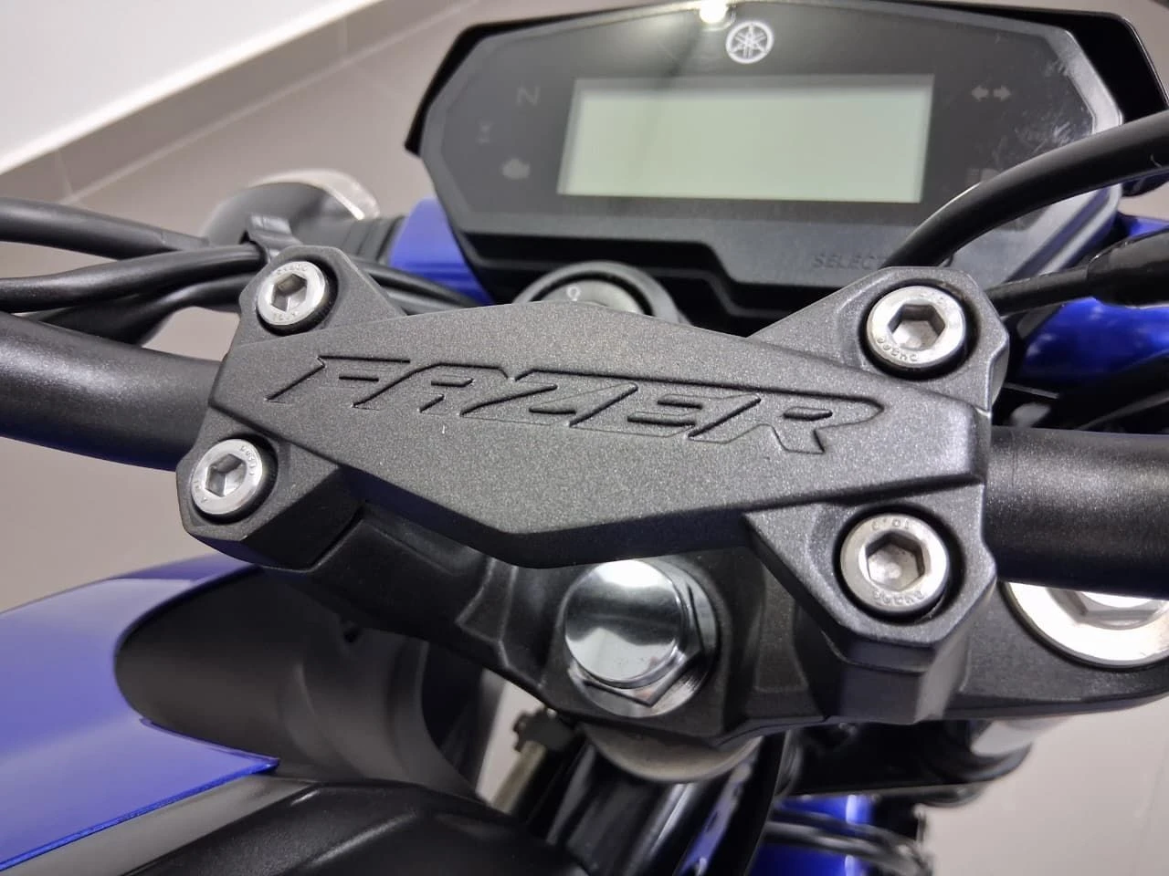 YAMAHA FZ25 FAZER ABS