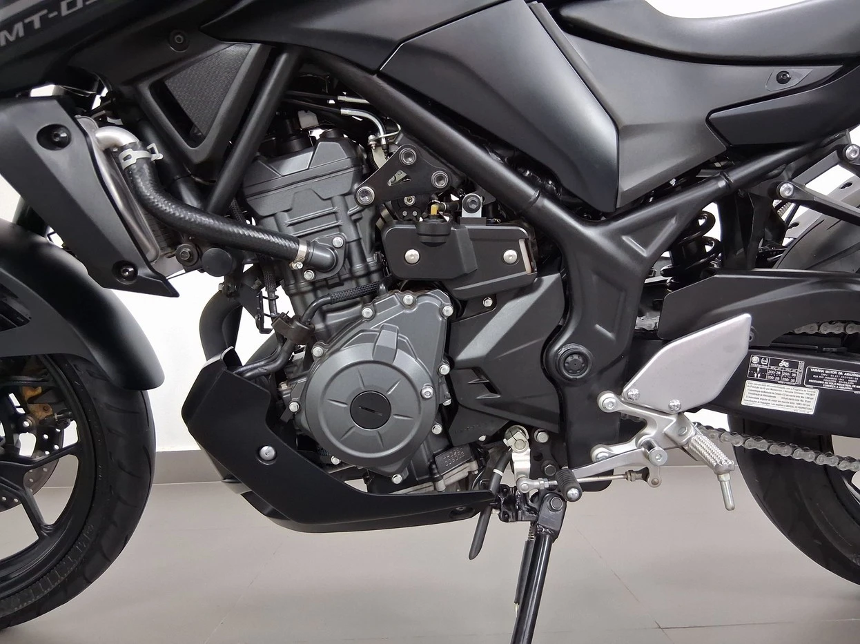 YAMAHA MT-03 CONNECTED ABS