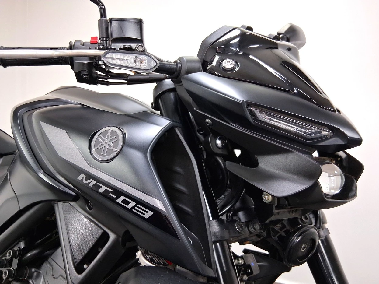 YAMAHA MT-03 CONNECTED ABS
