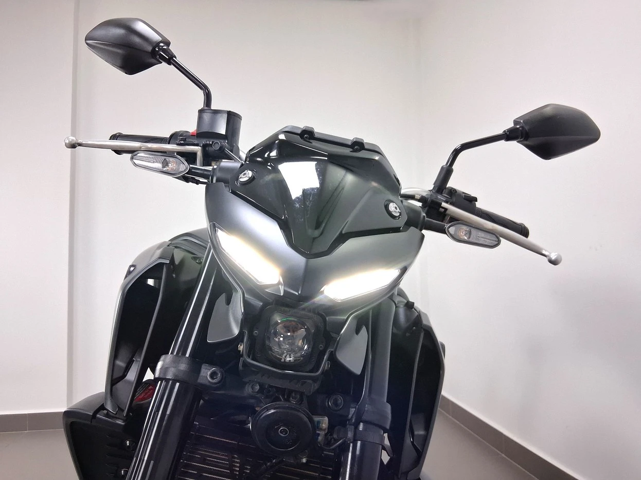 YAMAHA MT-03 CONNECTED ABS