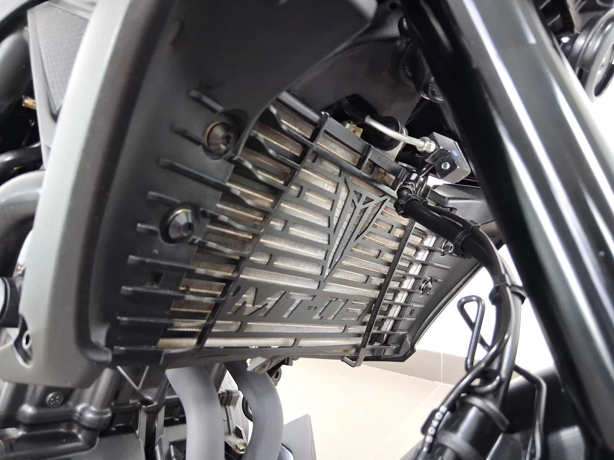 YAMAHA MT-03 CONNECTED ABS