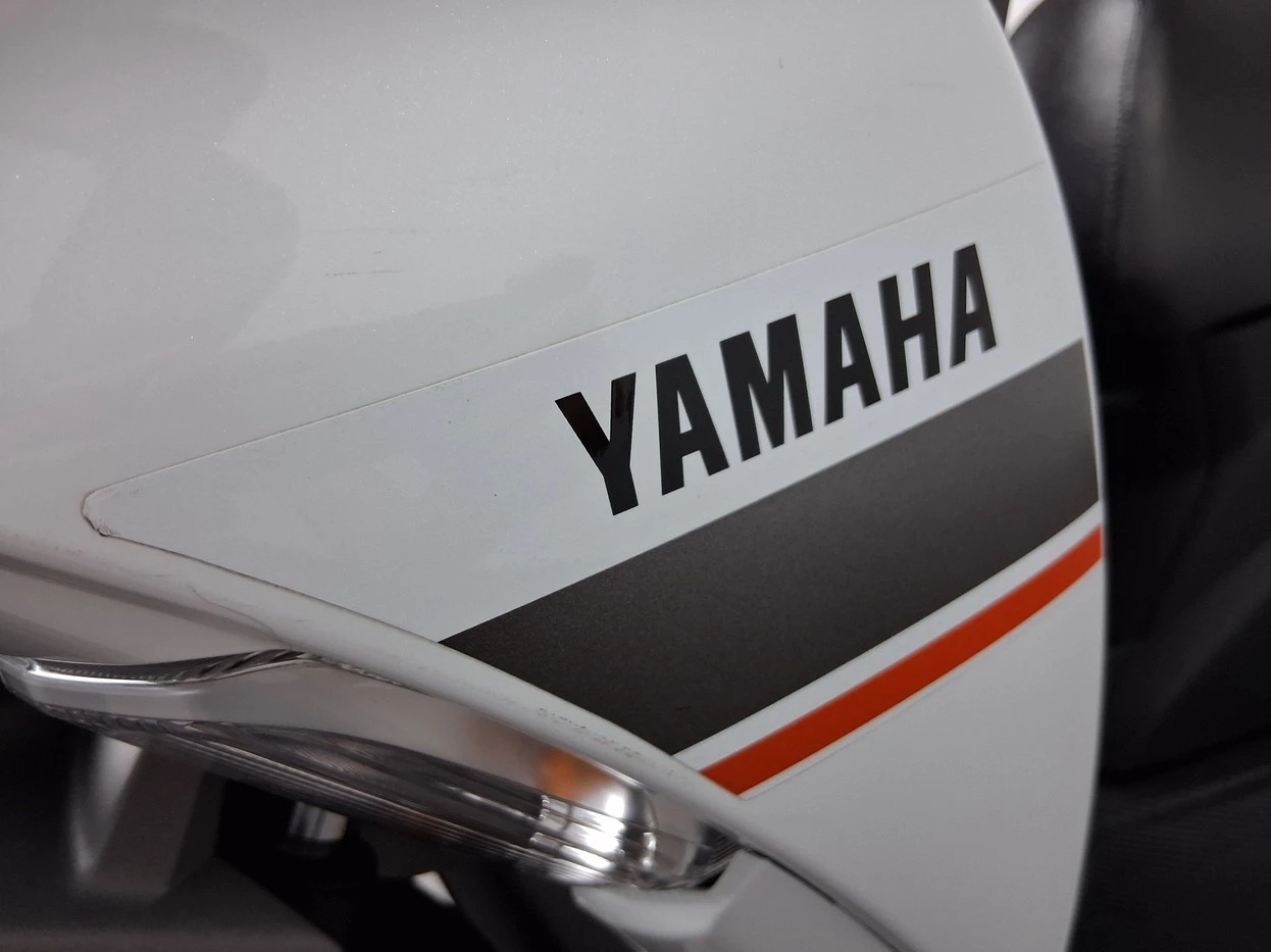 YAMAHA FLUO 125 ABS