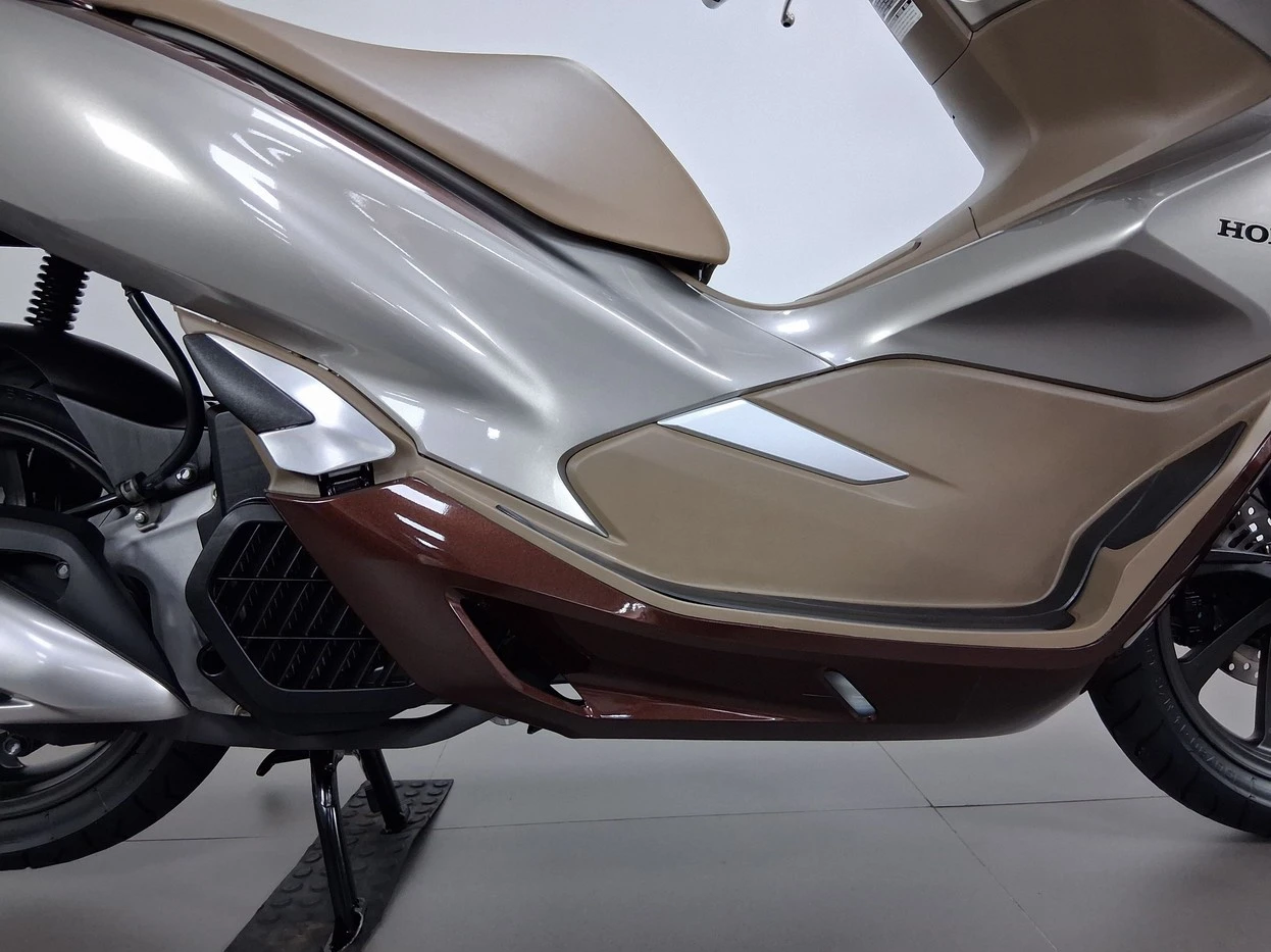 HONDA PCX 150 DLX
