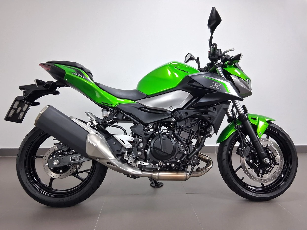 KAWASAKI Z500